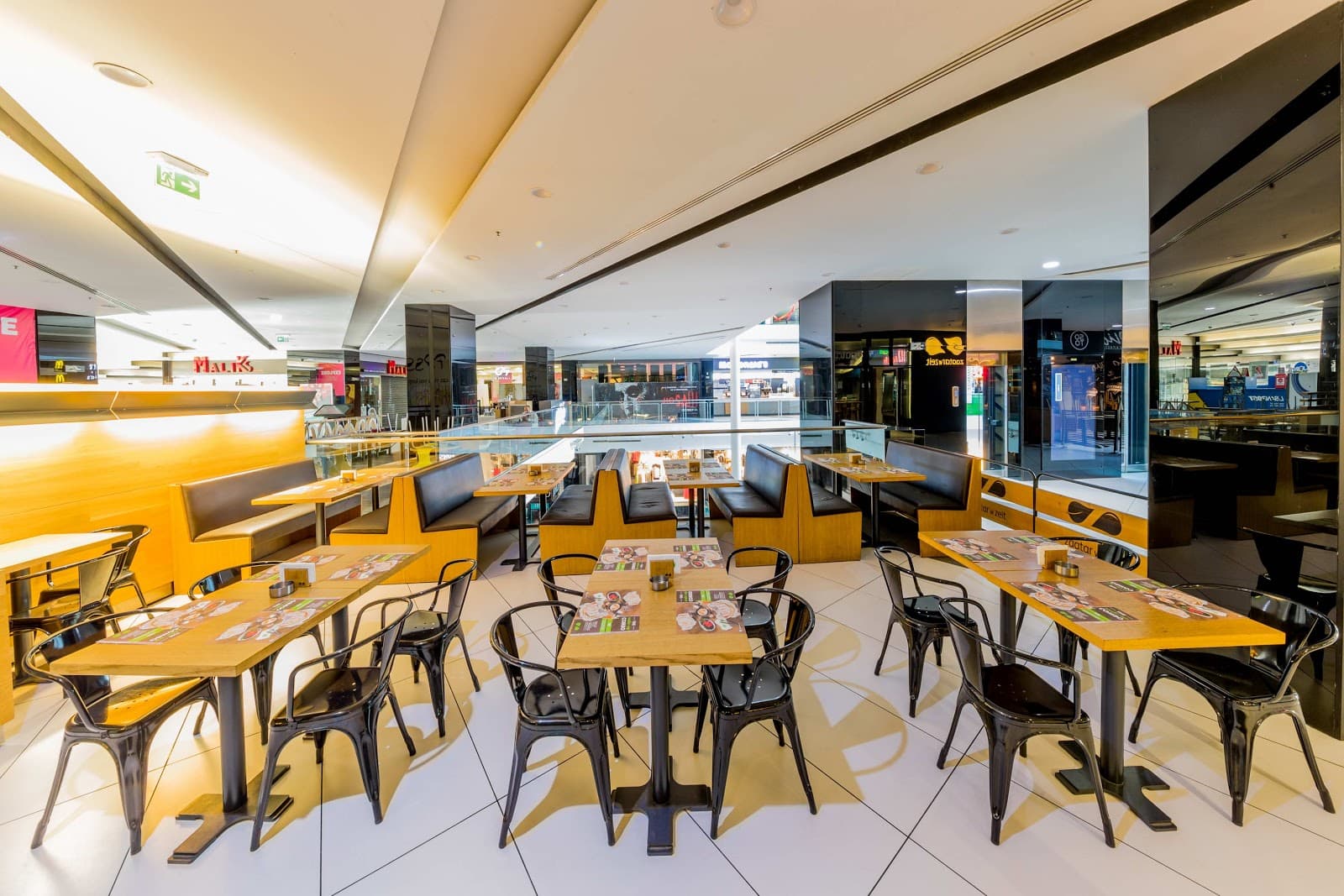 Zaatar W Zeit