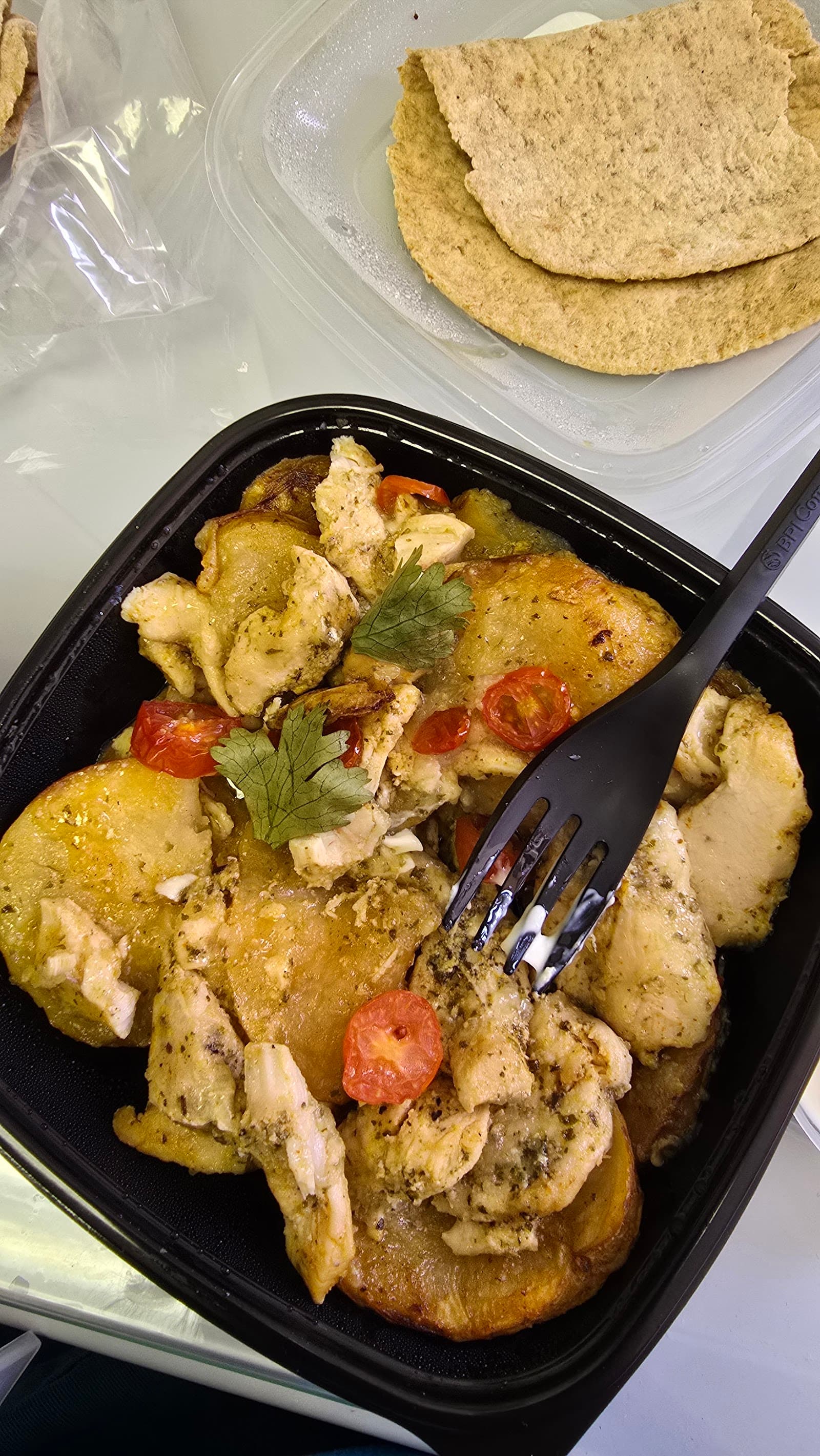 Zaatar w Zeit Delivery Center