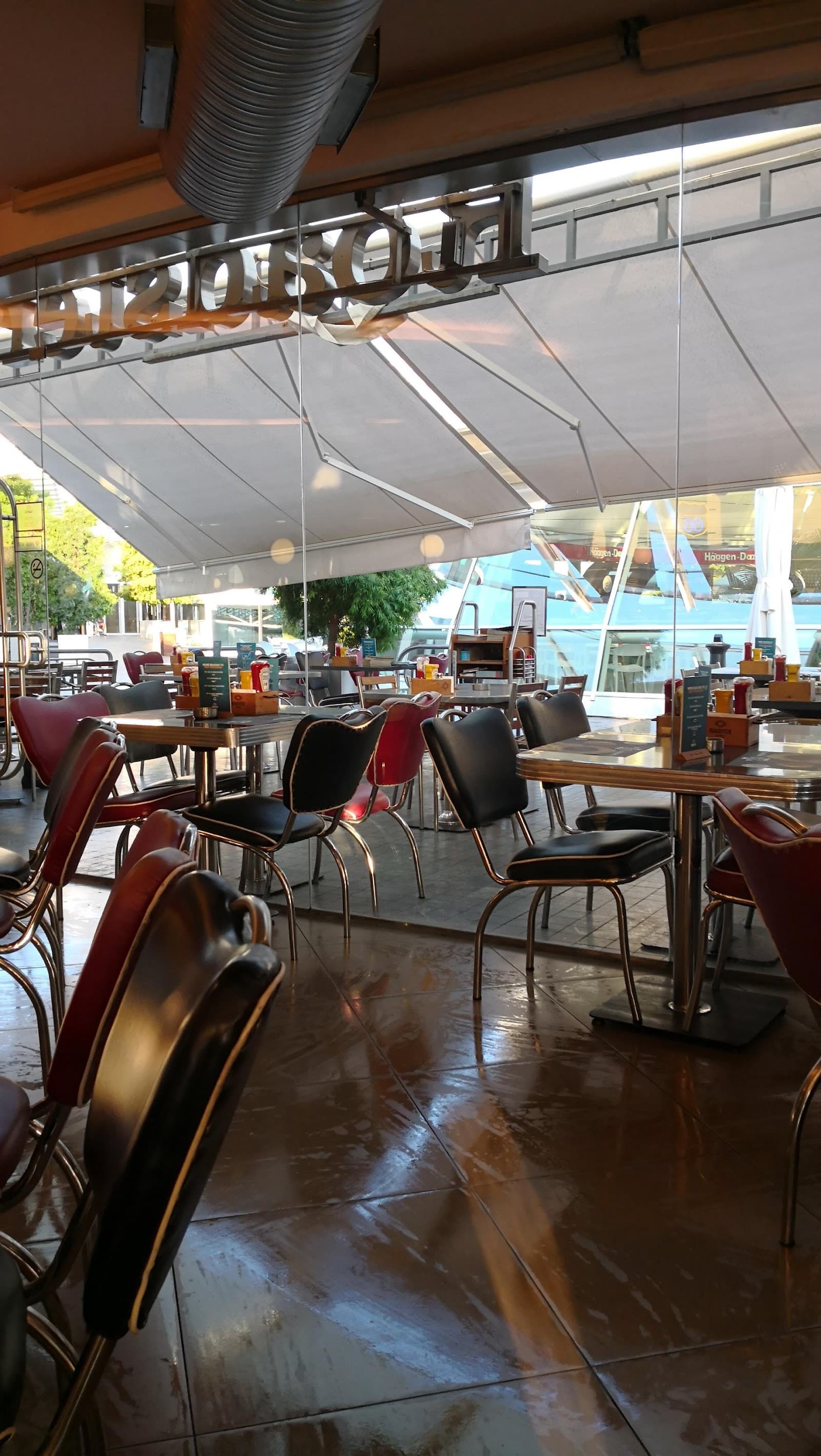 Roadster Diner